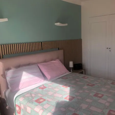 Lägenhet Agreable T2 Au Coeur De Cannes